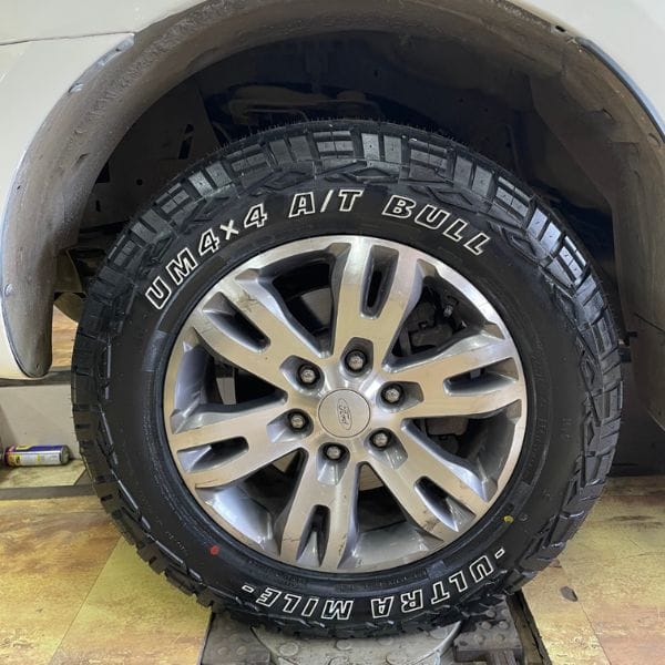 265/65/R17 - UM 4X4 AT BULL ( Tubeless 110 T Car Tyre )