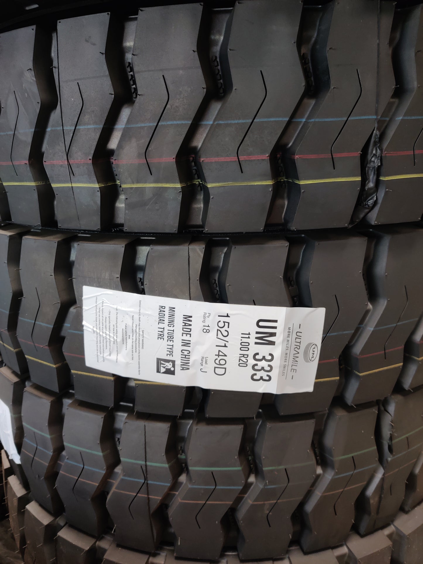 UM 332 1000.20 TYRE UM 333 1100.20 MINING RADIAL TYRE ( Request A Quotation )